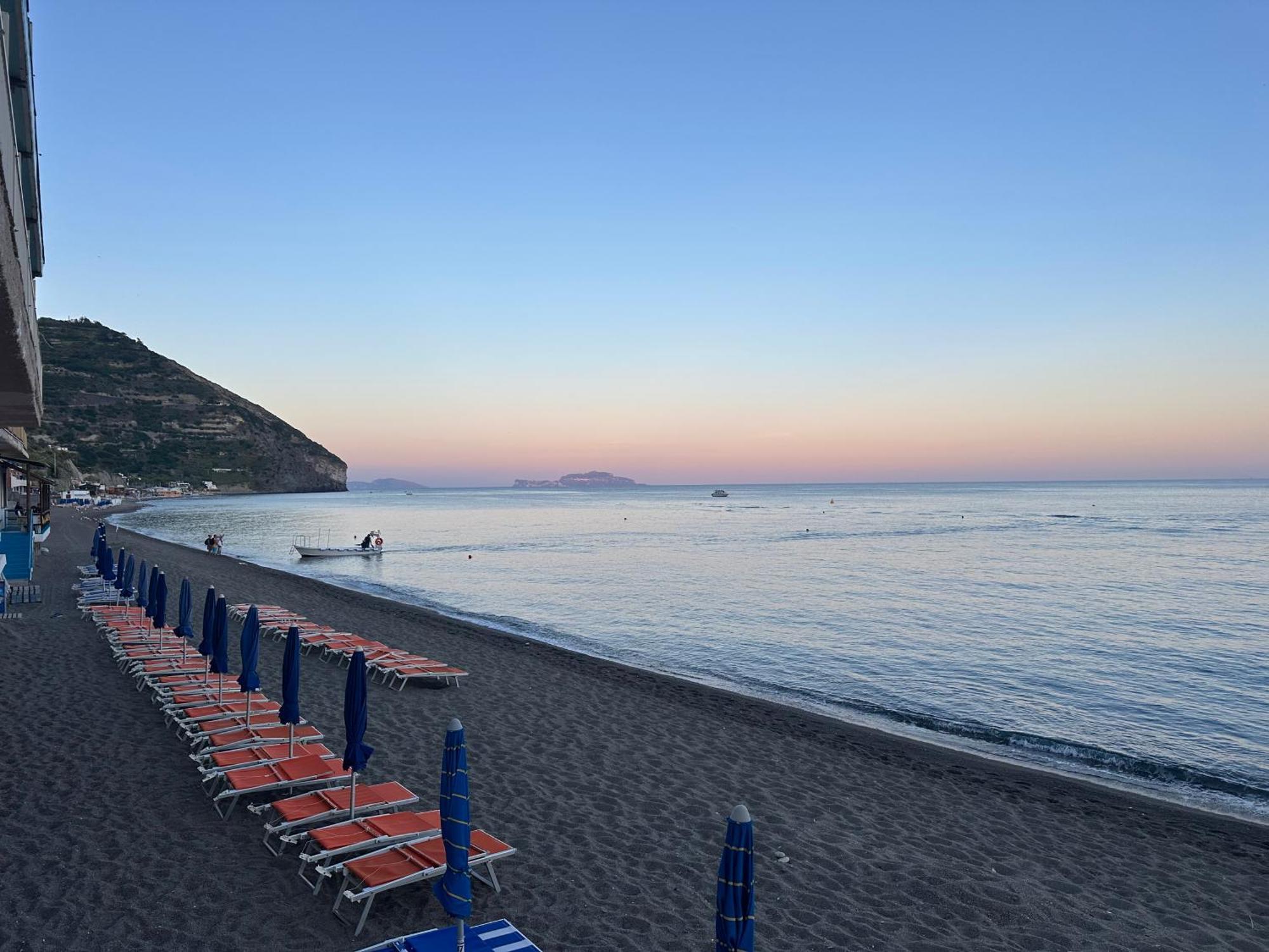 Hotel Regina Del Mare Barano d'Ischia Exterior photo